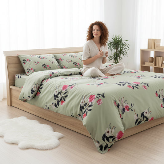 Red Flowers Multicolor Polycotton Kingsize Bedsheet
